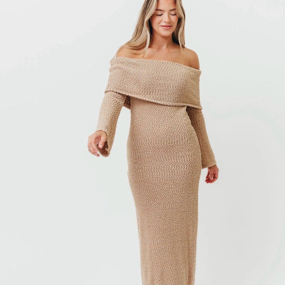 Elegant Off-Shoulder Knit Maxi Dress in Tan